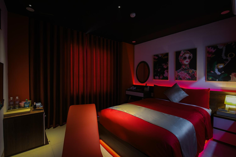 Sport & Beauty 5, Chiic House 4 - Khach san tinh yeu, Qui Nhơn