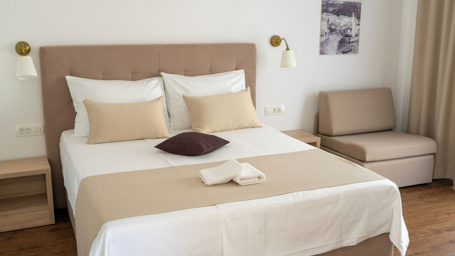 Bedroom 2, Villa Cascada, Podgora