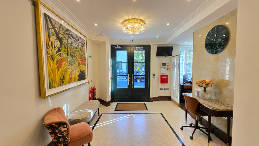 Public Area 3, Fountain House Apartments, London