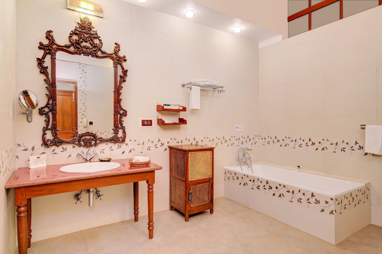 Bathroom 5, WelcomHeritage Shivavilas Palace, Bellary