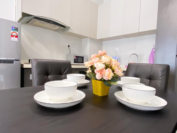 Dining Room 9