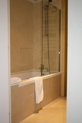 Bathroom 4, Hotel Ra Sidence Les Ma Des, Var
