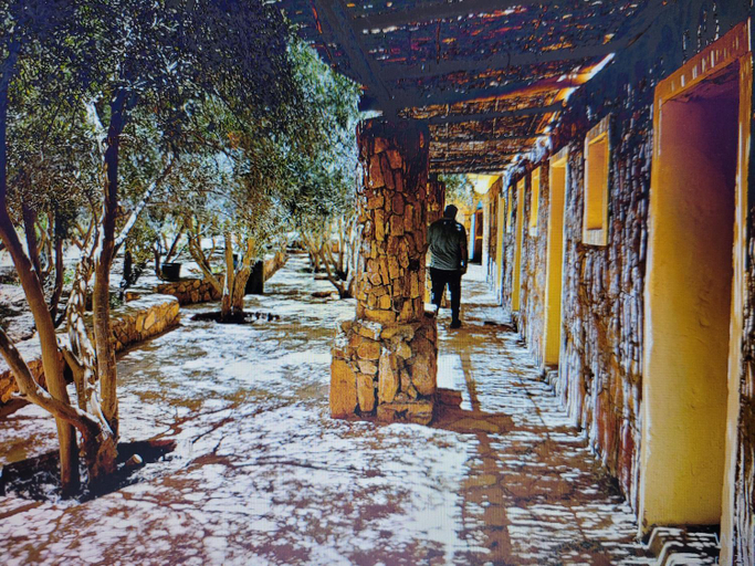 Others 3, Fox Camp (Moses Lodge), Sant Katrin
