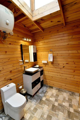 Bathroom 4, Kasauli Hills Resort, Solan