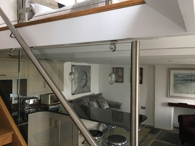 Public Area 3, The Padstow Cottage - Coswarth House, Cornwall