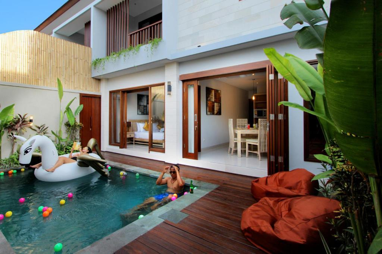 Swimming Pool 14