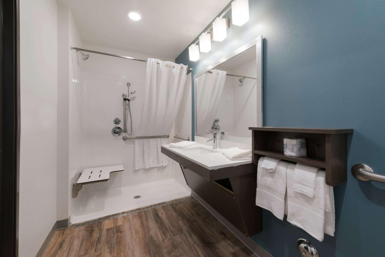 Bathroom 4, Woodspring Suites Philadelphia Northeast, Philadelphia