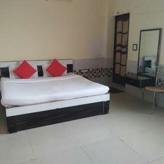 Others 5, RESIDENCE TULSI, Mathura
