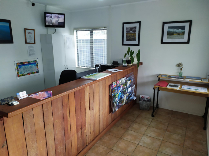 Public Area 2, Alexander Motel, Ruapehu