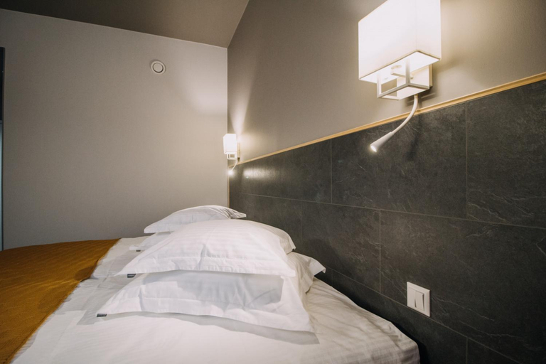 Bedroom 12