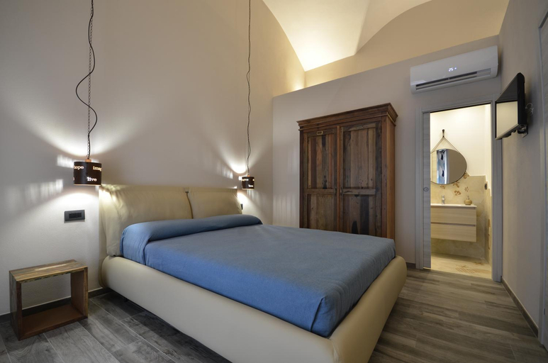 Bedroom 14