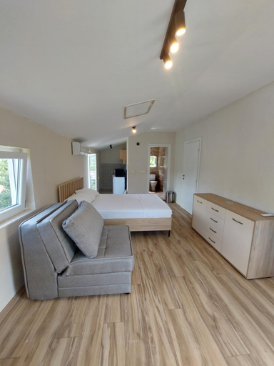 Others 4, Superb Apartments Virpazar