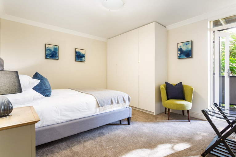 Historic Boutique Apartment Steps From Everything, Sydney
