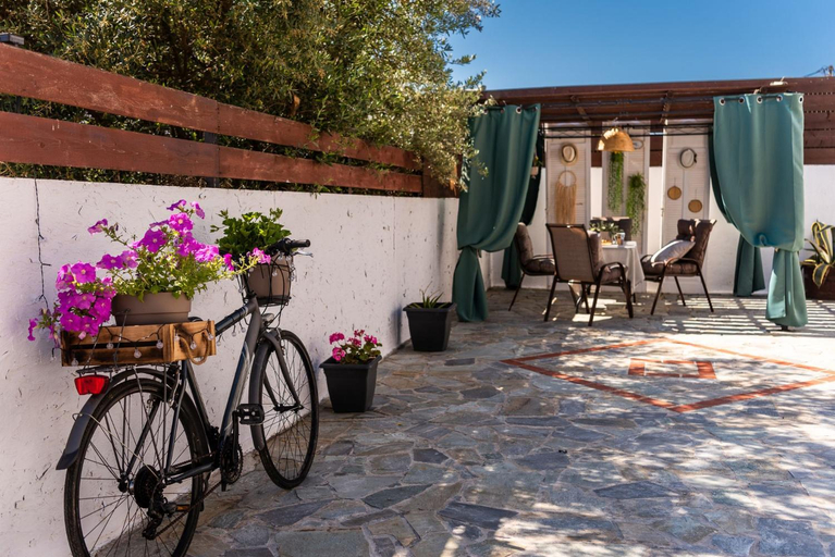Others 4, Kolevri Studios - 650m from Laganas Center, by ZanteWize, Ionian Islands