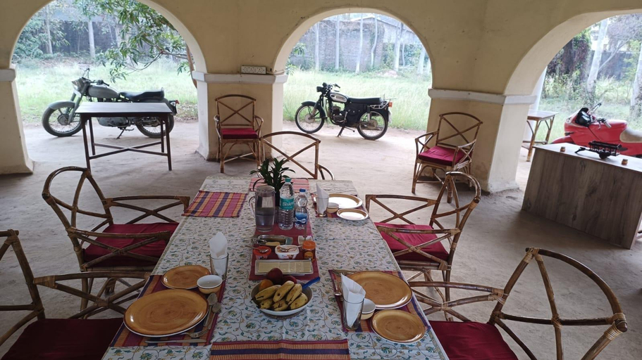 Food & Drinks 4, KP Cottages, Uttar Bastar Kanker