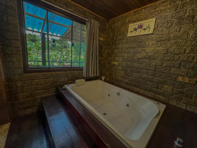Bathroom, Pousada Recanto do Escorrega, Bocaina de Minas