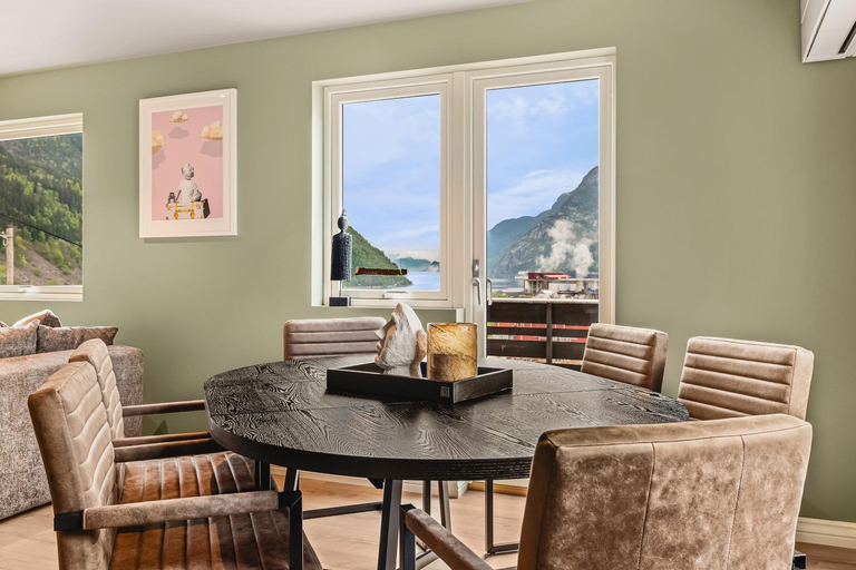 Others 4, Odda Living, Odda