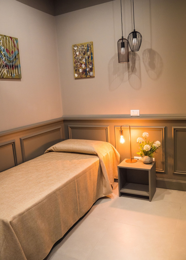 Bedroom 3, Host'n GO, Roma