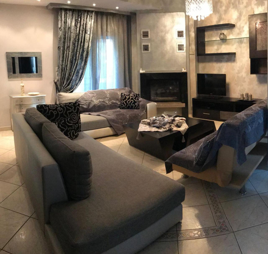Others 5, Diamond House, East Macedonia and Thrace