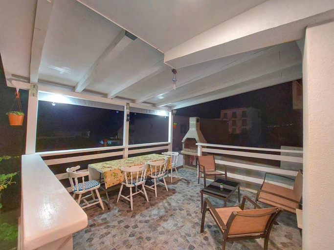Food & Drinks 5, Apartmani Marina