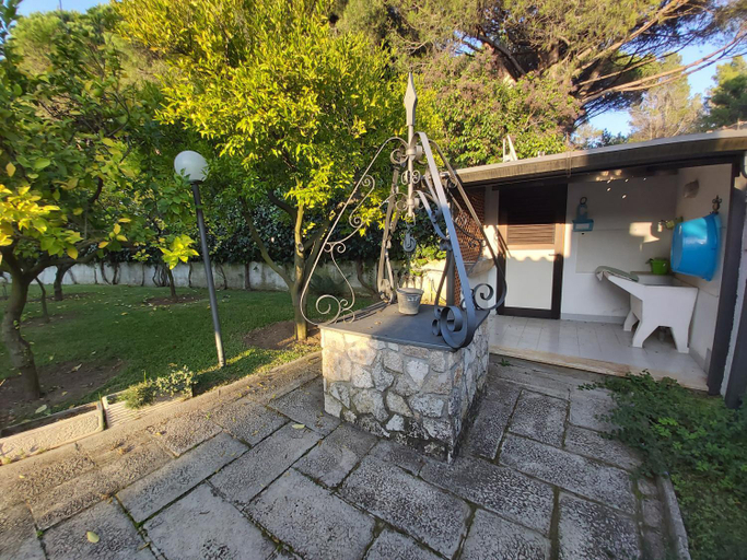Others 5, Villa l'Amante, Latina
