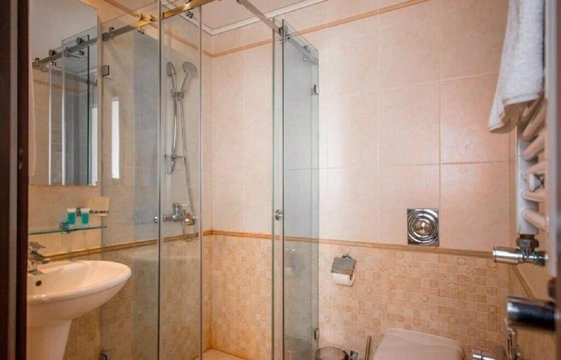 Bathroom 3, Hazz Palace Hotel Baku, Baku