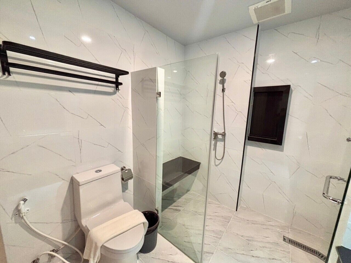 Bathroom 4, The Essence HOTEL Chanthaburi, Muang Chanthaburi