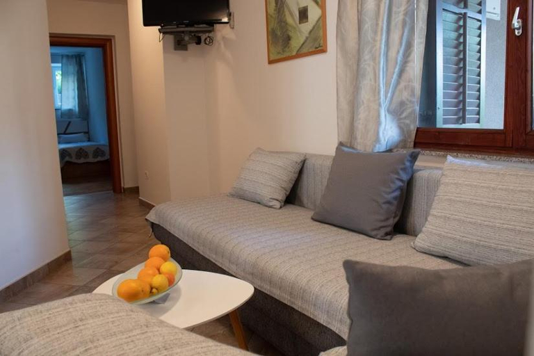 Others 3, Apartment Katia, Pula