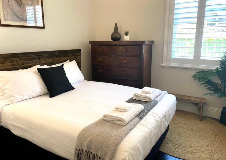 Bedroom 2, The Edward Townhouses 151 & 153, Orange