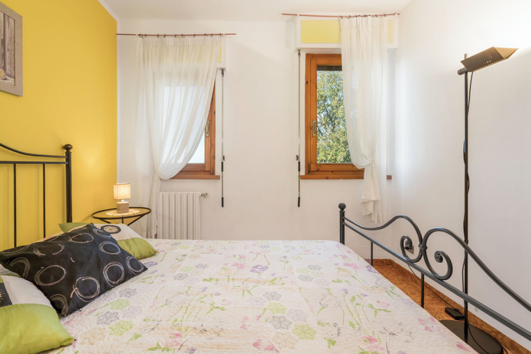 Bedroom 3, Bellavista Tuscany Apt Panoramic Terrace, Pistoia