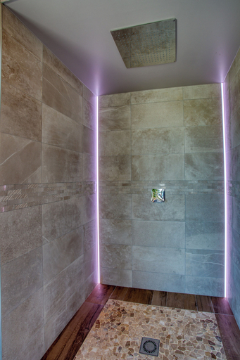 Bathroom 4, Rèverie en Périgord du Domaine des Hauts de Rouquette, Dordogne