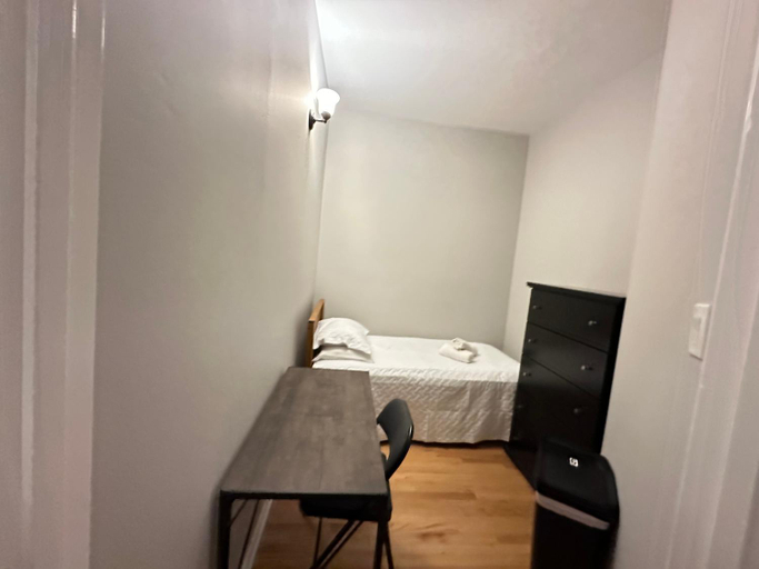 2, Wonderful Room Close to Downtown Chicago - Free Parking, Cook