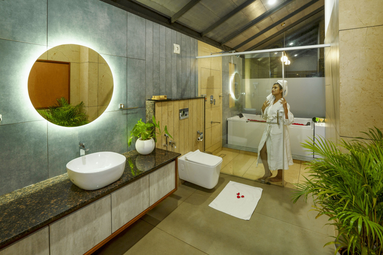 Bathroom 5, Crystal Kuruva Nature Resort & Spa, Wayanad