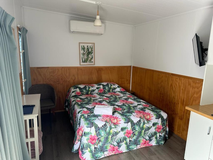 Others 5, Carmila Caravan Park & Cabins, Broadsound