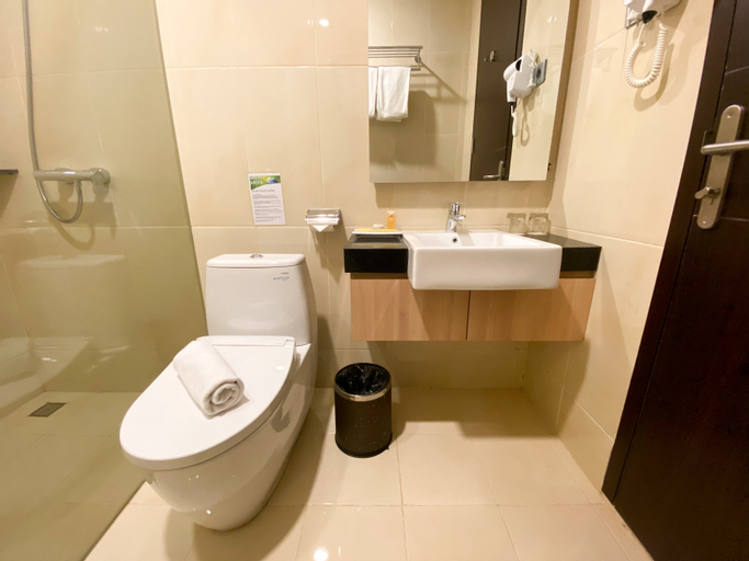 Bedroom 5, Grand Paragon Hotel, West Jakarta