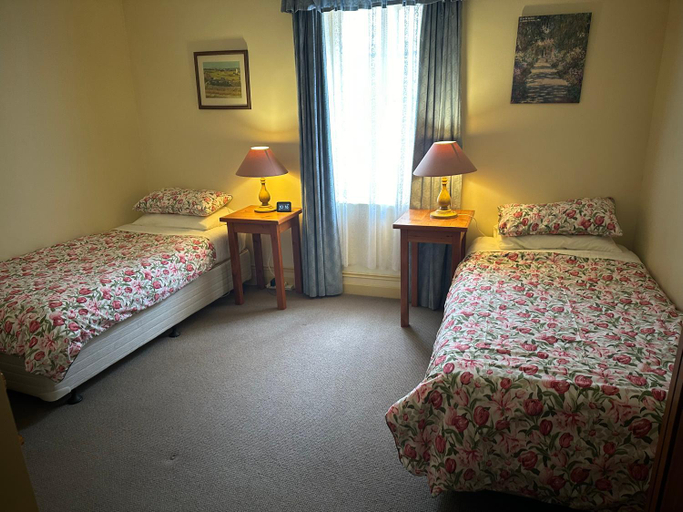 Bedroom 8