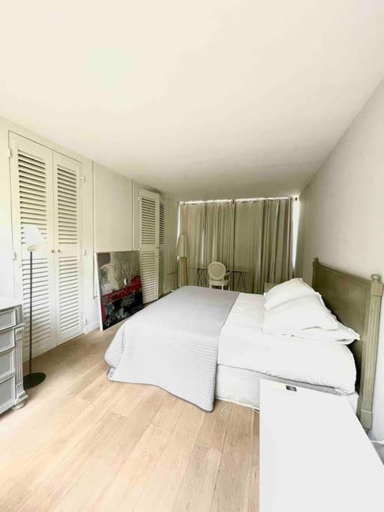 Bedroom 3, Villa de charme + Loft a 5 min du centre d'Aix, Bouches-du-Rhône