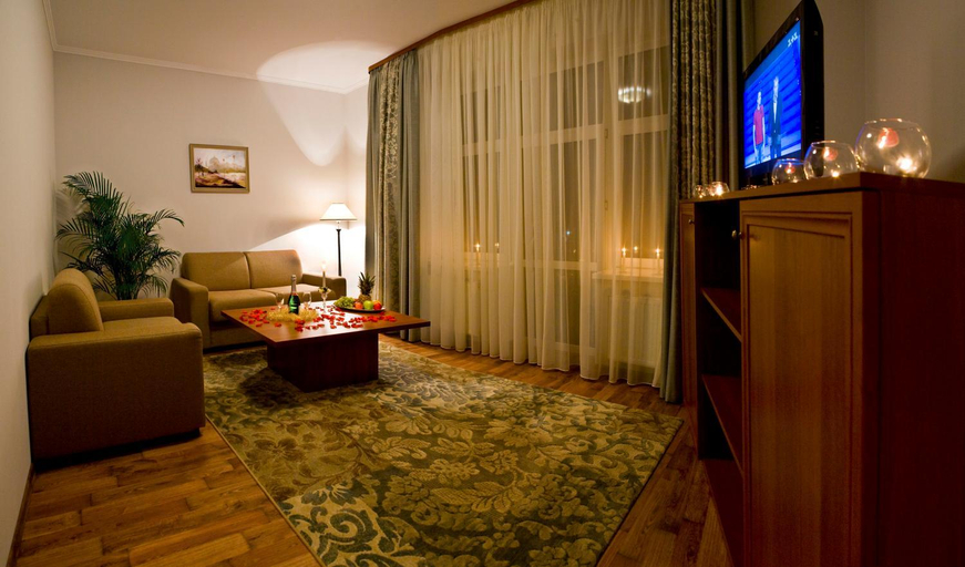 Others 5, Hotel Re Vita, Drohobyts'ka