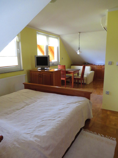Bedroom 2, Country House Apat, Velenje