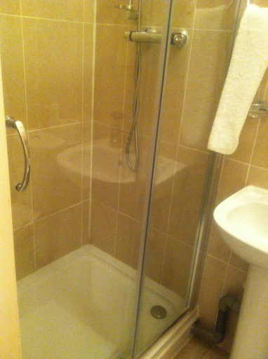 Bathroom 4