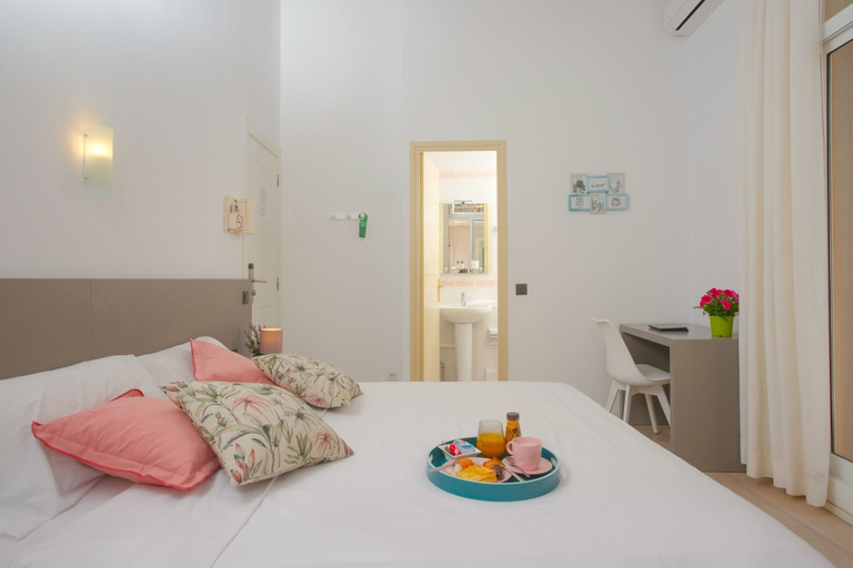 Bedroom 2, Antonios Hostal, Barcelona