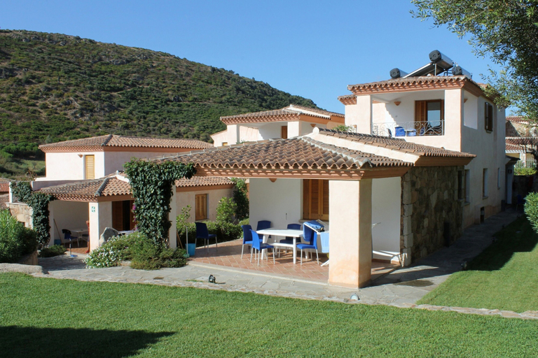 Exterior & Views 2, Crystal Pool Village In Tanaunella, Nuoro
