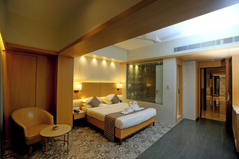 Bedroom 5, MAJESTIC SUITES BOUTIQUE HOTEL, Thane