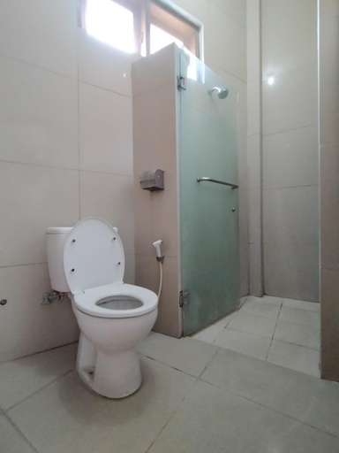 Bathroom 9