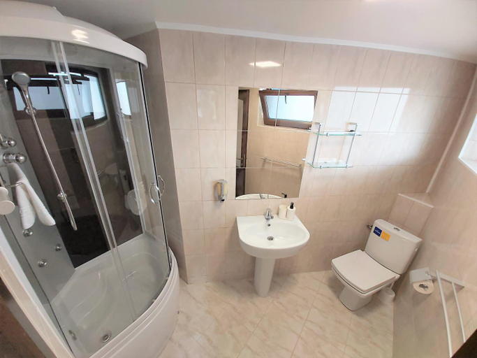Bathroom 2, Camere de inchiriat Baltenii de Sus, Mahmudia