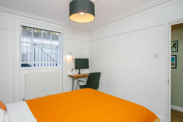 Others 5, Modern Garden Apartment Camden, London