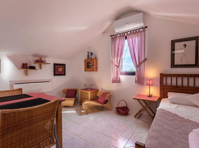 Bedroom 3, Rustic Villa Rudine, Dobrinj