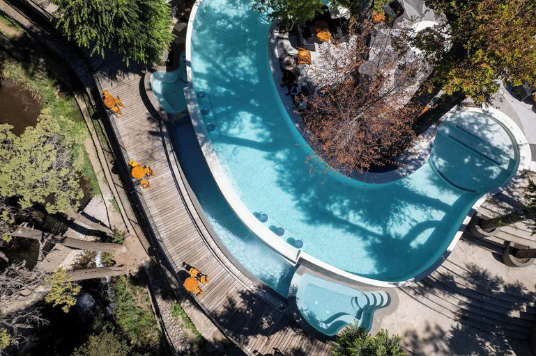 Rotui Luxury Village, Lacar