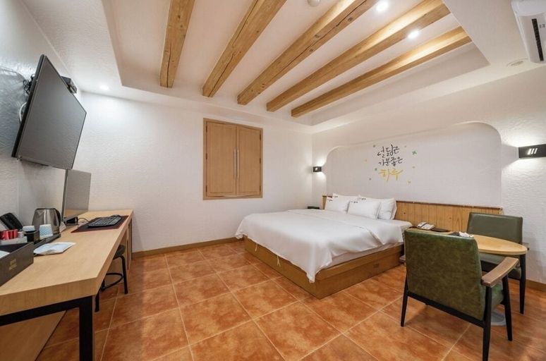 Bedroom 3, Pyeongtaek Station Gallery Hotel, Pyeongtaek