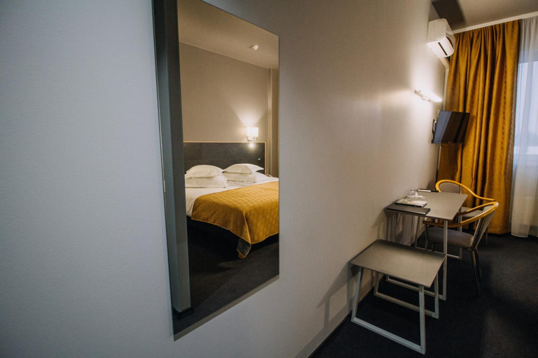 Bedroom 13